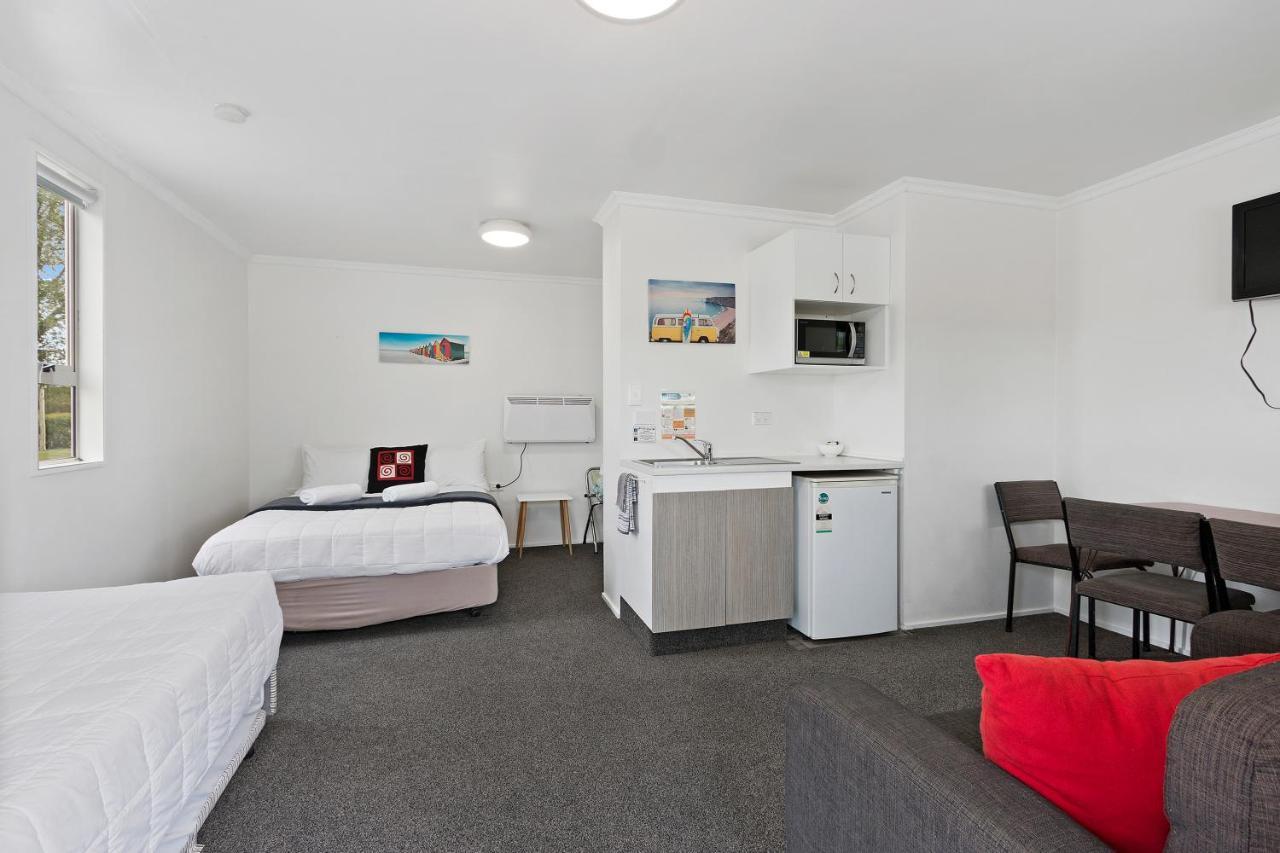 North South Holiday Park Christchurch Esterno foto