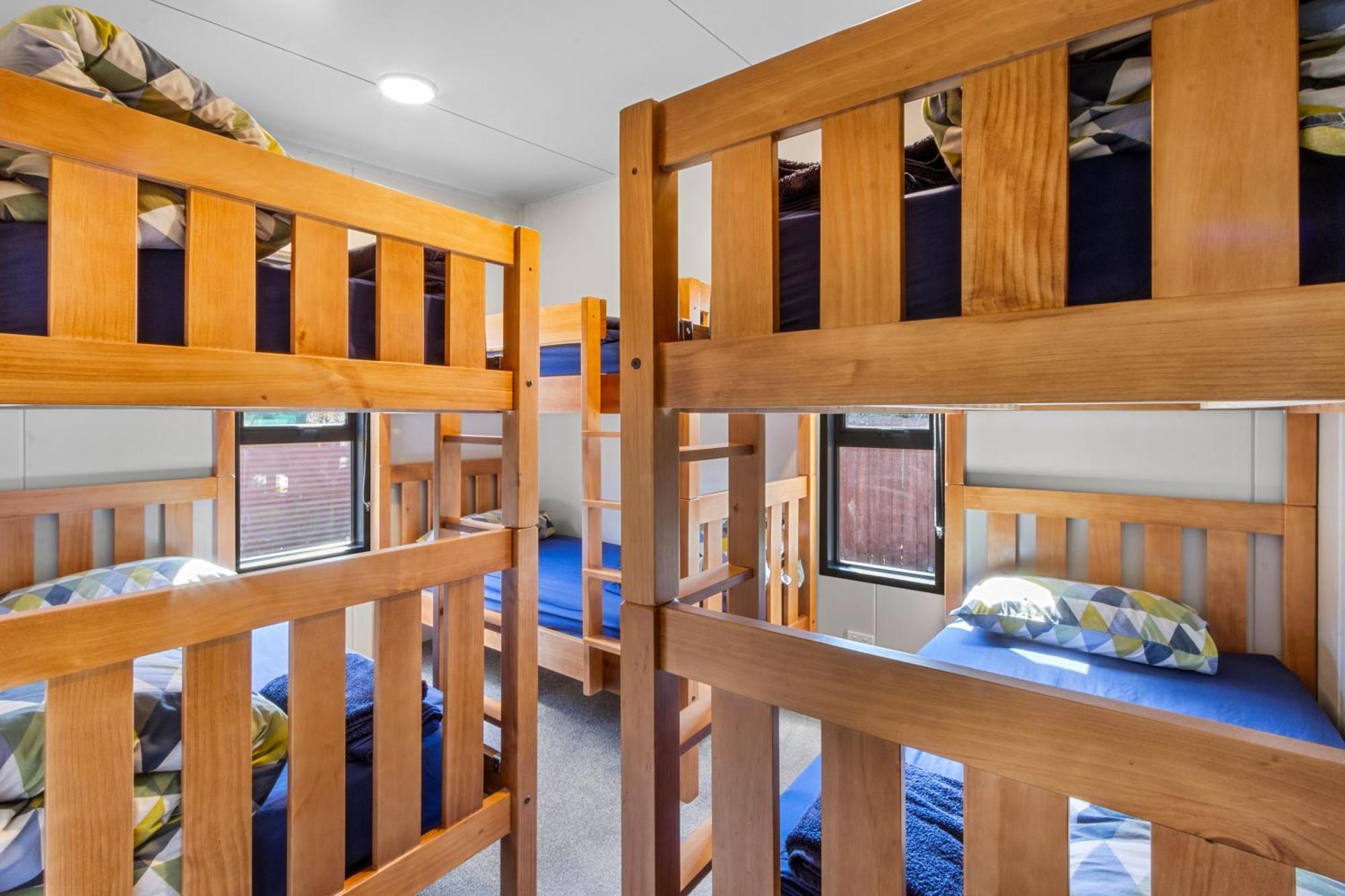 North South Holiday Park Christchurch Esterno foto